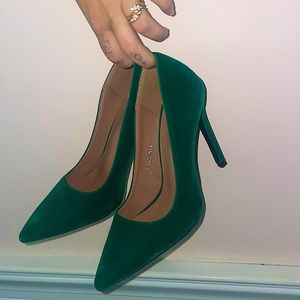 COPY - Green velvet heels!